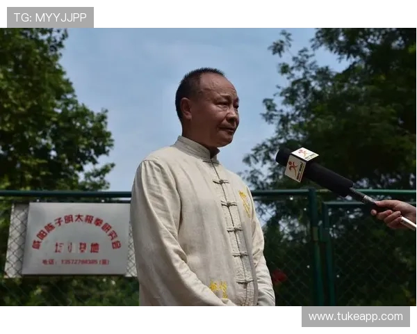 青岛小将王宇婷：国际攀岩赛场斩获双金